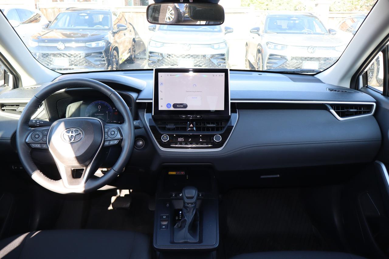 2026 Toyota Corolla Cross LE AWD Photo