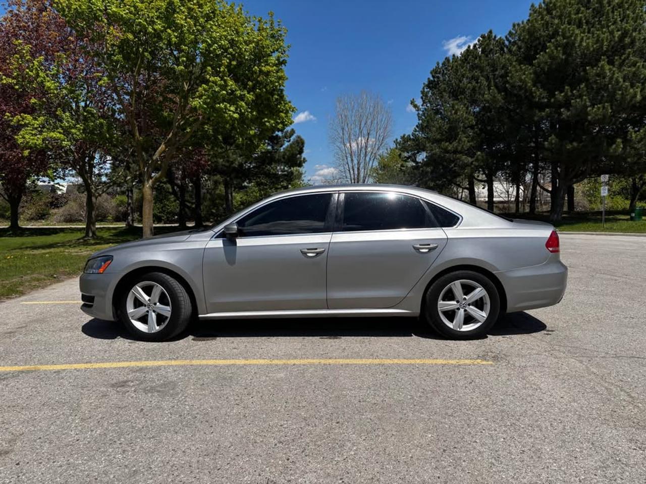 2014 Volkswagen Passat COMFORTLINE Photo2