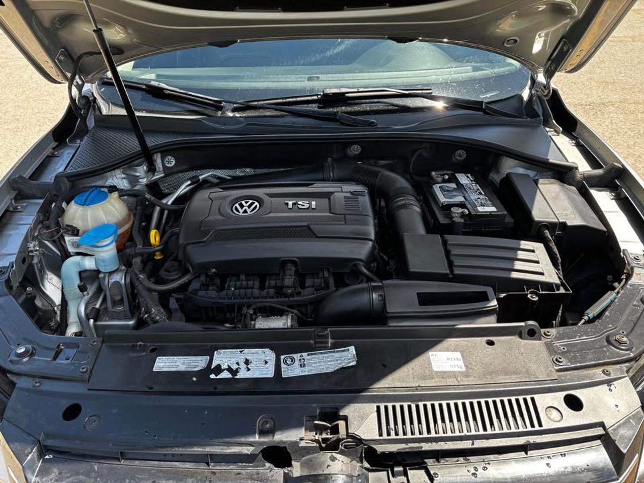 2014 Volkswagen Passat COMFORTLINE Photo
