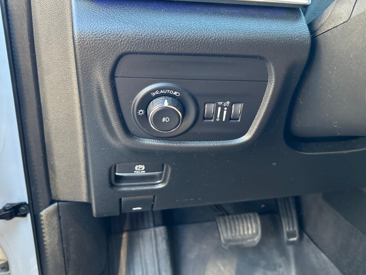 2024 Jeep Grand Cherokee L Summit 4x4 Photo