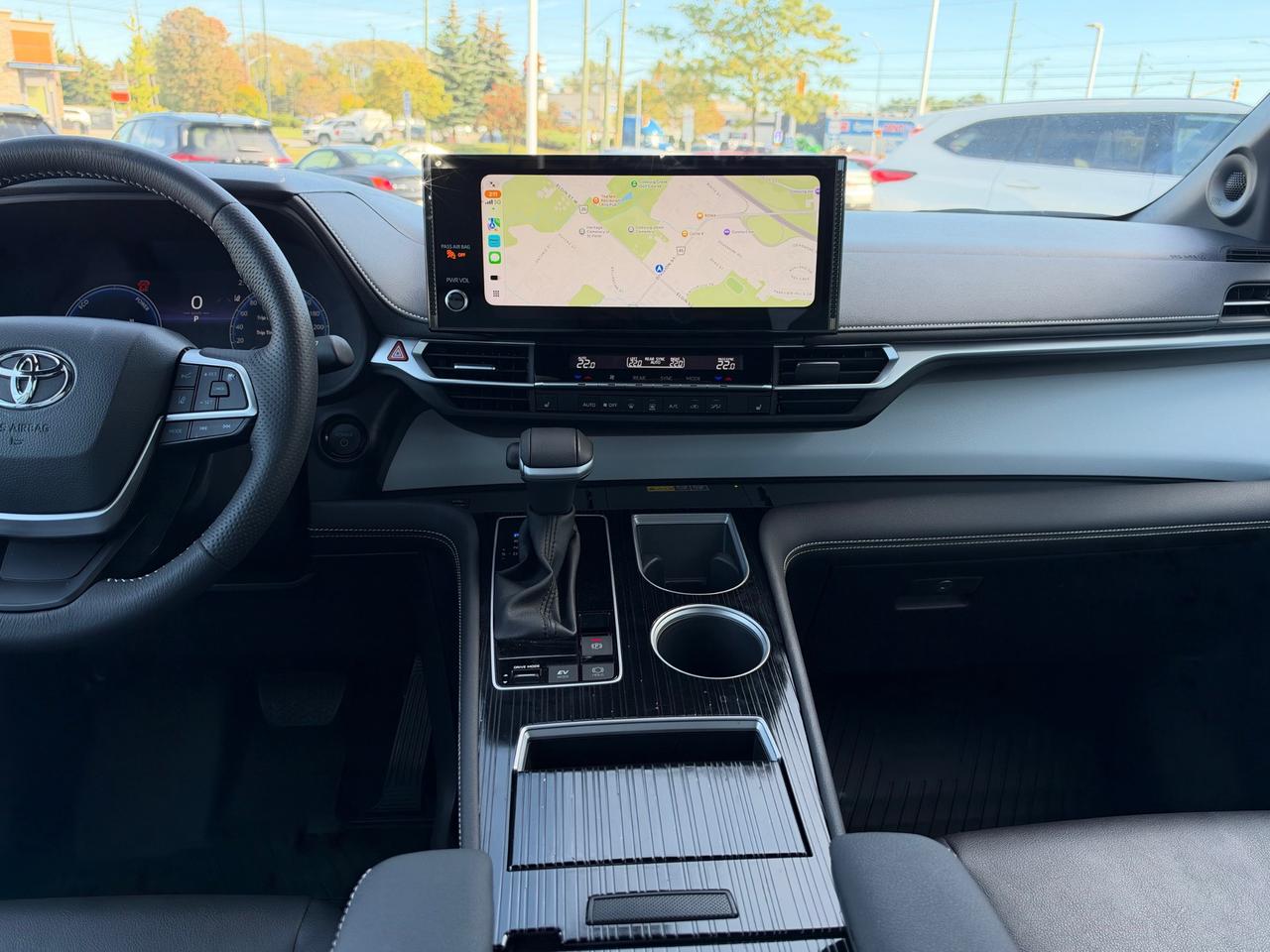 2025 Toyota Sienna XSE 7-Passenger XSE AWD TECH PKG! Photo