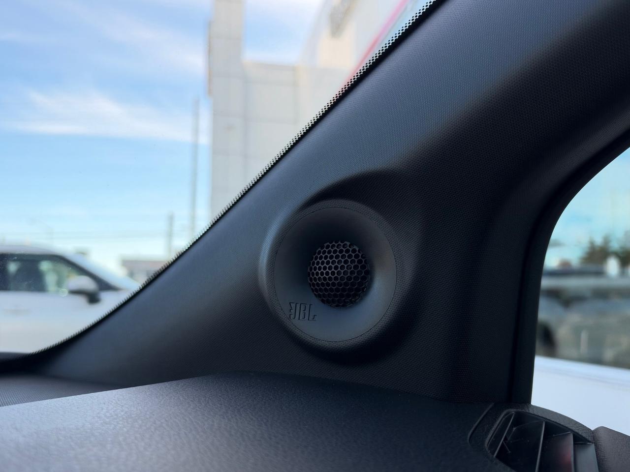 2025 Toyota Sienna XSE 7-Passenger XSE AWD TECH PKG! Photo