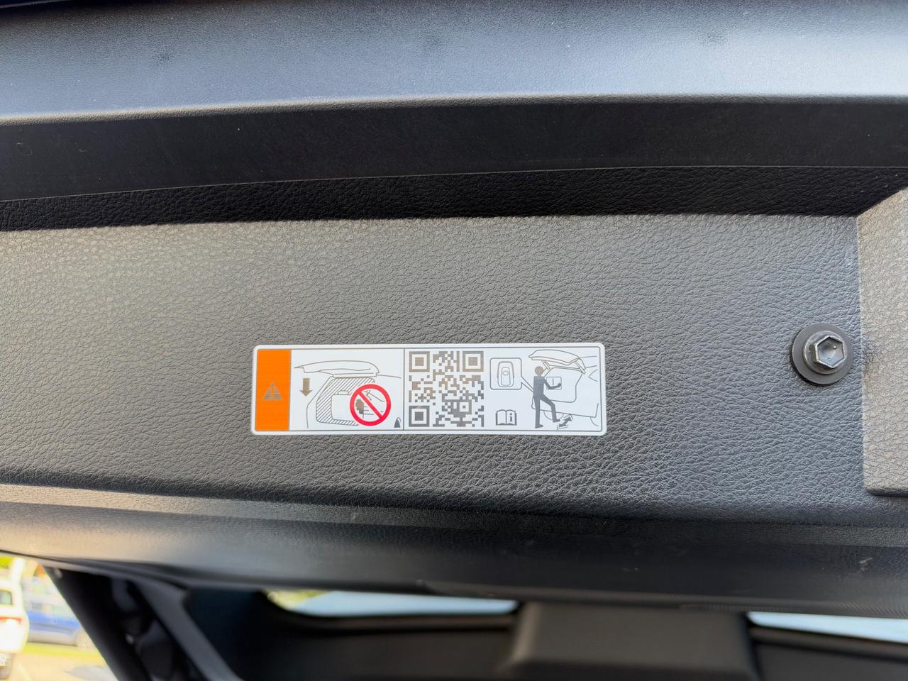 2025 Toyota Sienna XSE 7-Passenger XSE AWD TECH PKG! Photo