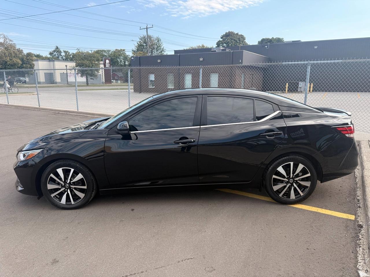2023 Nissan Sentra SV Photo