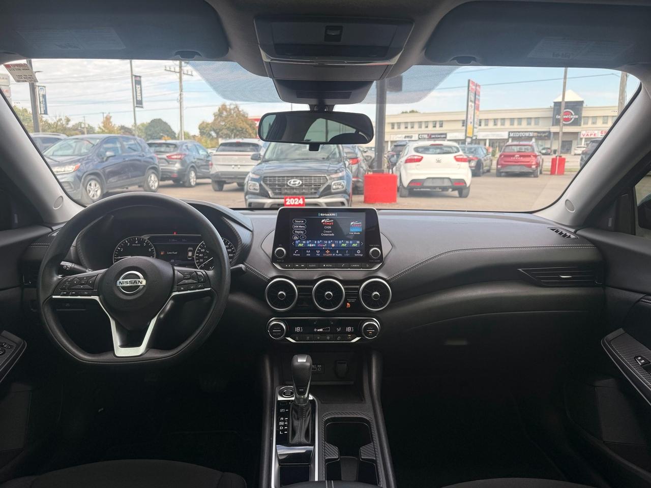 2023 Nissan Sentra SV Photo