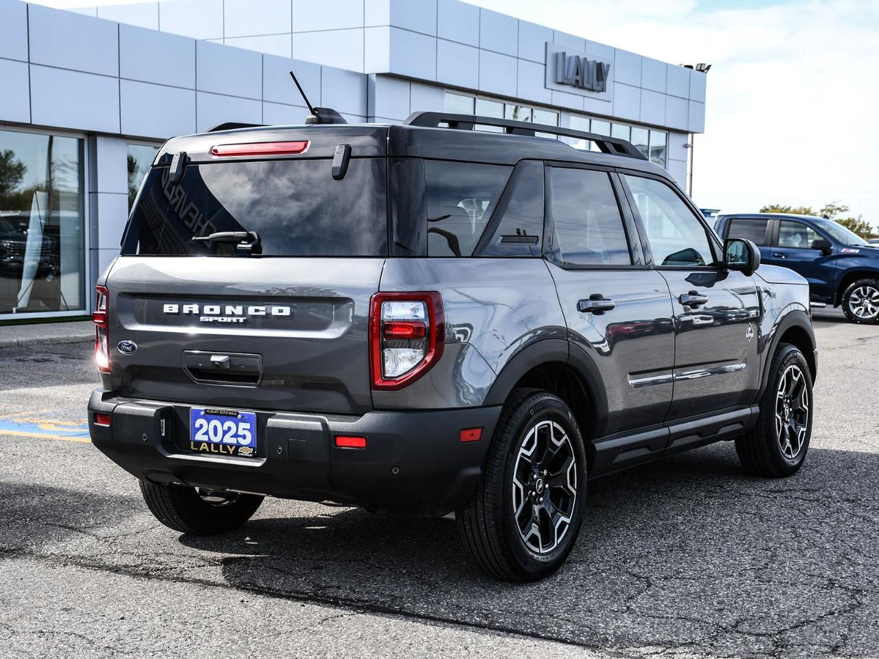 2025 Ford Bronco Sport Outer Banks Photo