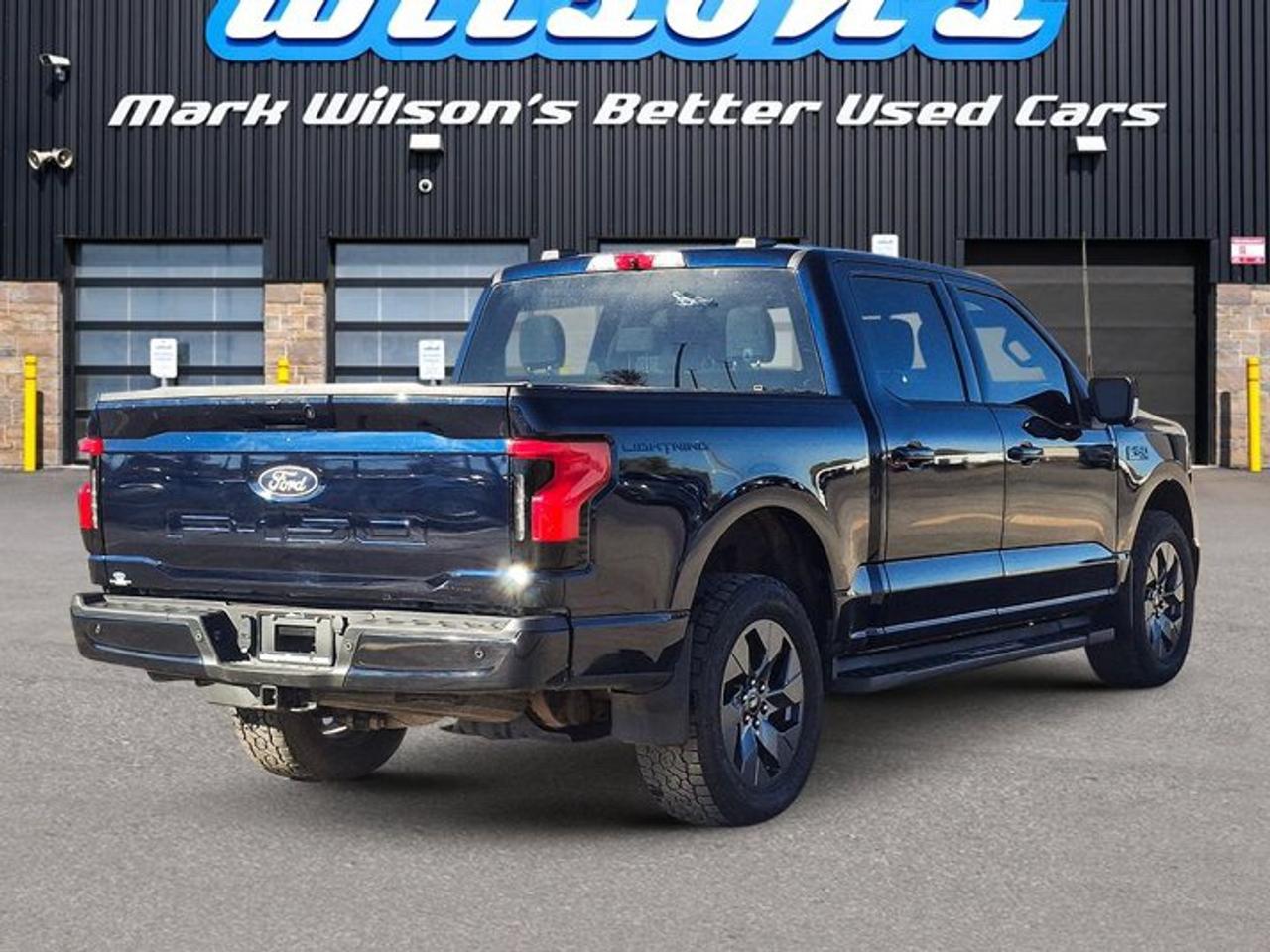 2024 Ford F-150 Lightning Flash Crew 4X4 | 312A | Extended Range Battery | 360 Camera | Heated Wheel + Seats | and More ! Photo