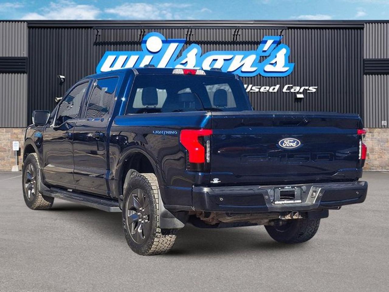 2024 Ford F-150 Lightning Flash Crew 4X4 | 312A | Extended Range Battery | 360 Camera | Heated Wheel + Seats | and More ! Photo