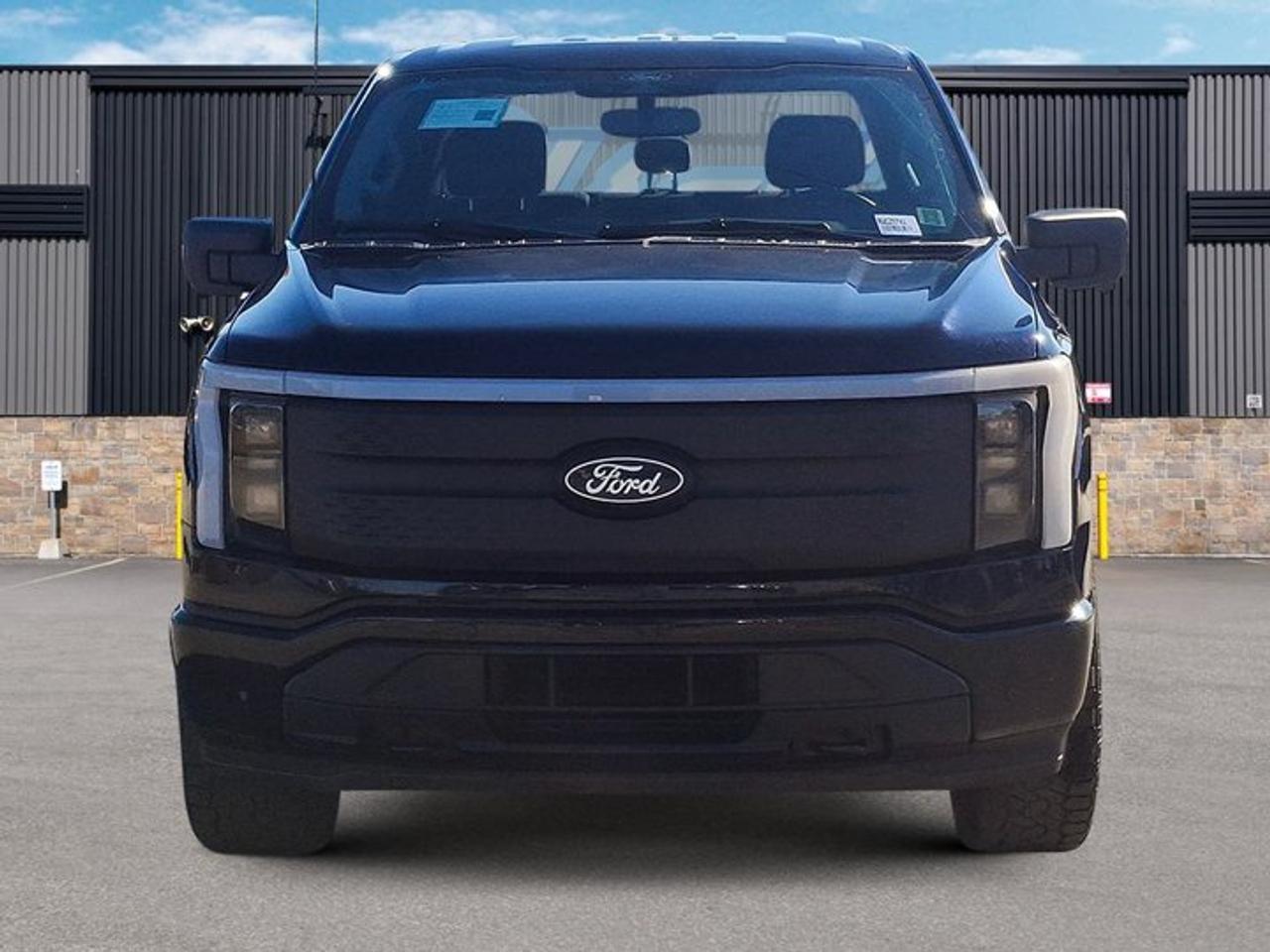 2024 Ford F-150 Lightning Flash Crew 4X4 | 312A | Extended Range Battery | 360 Camera | Heated Wheel + Seats | and More ! Photo