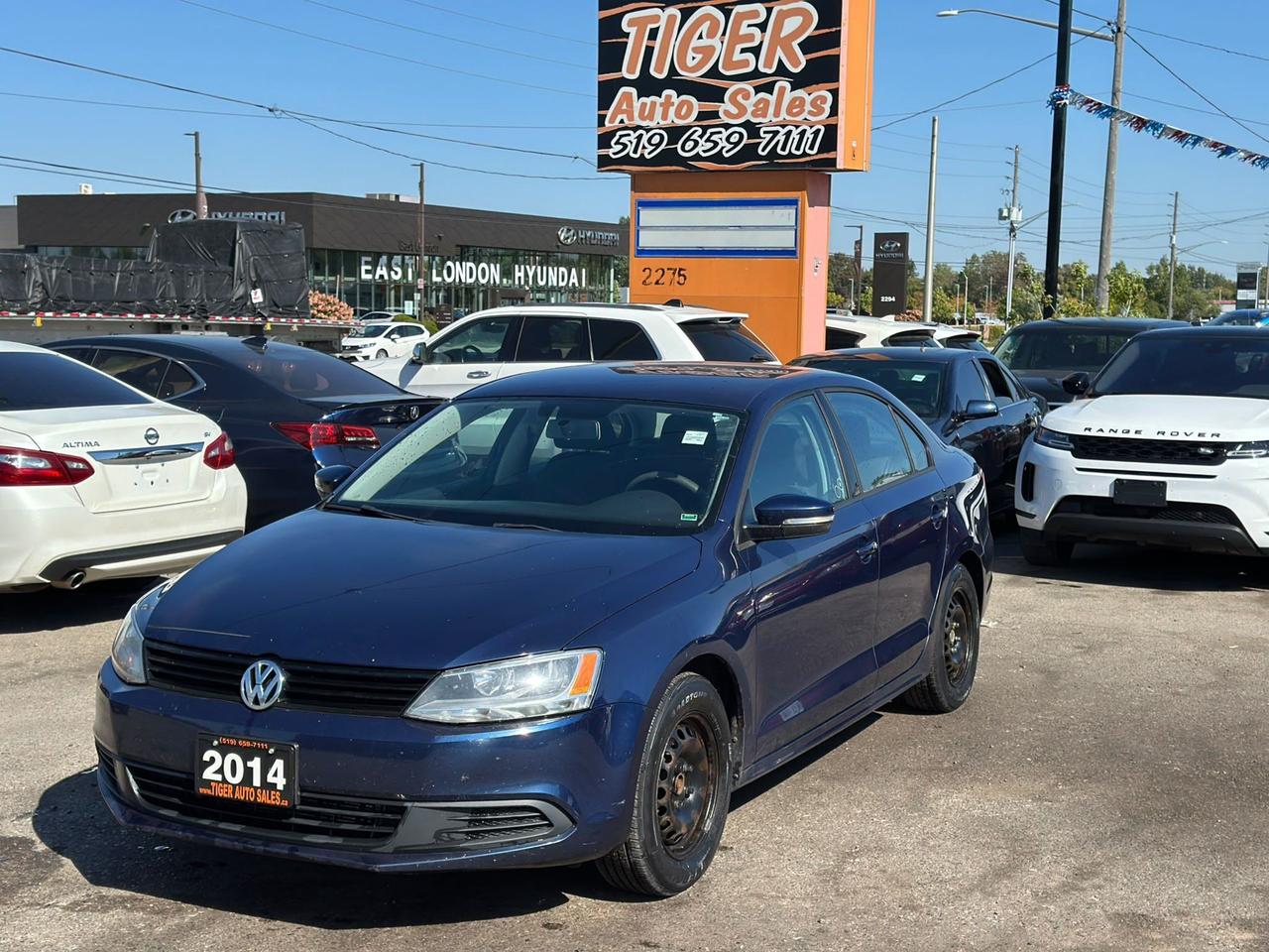 2014 Volkswagen Jetta TRENDLINE+, SEDAN, 4 CYLINDER, GREAT ON FUEL, CERT - Photo #1