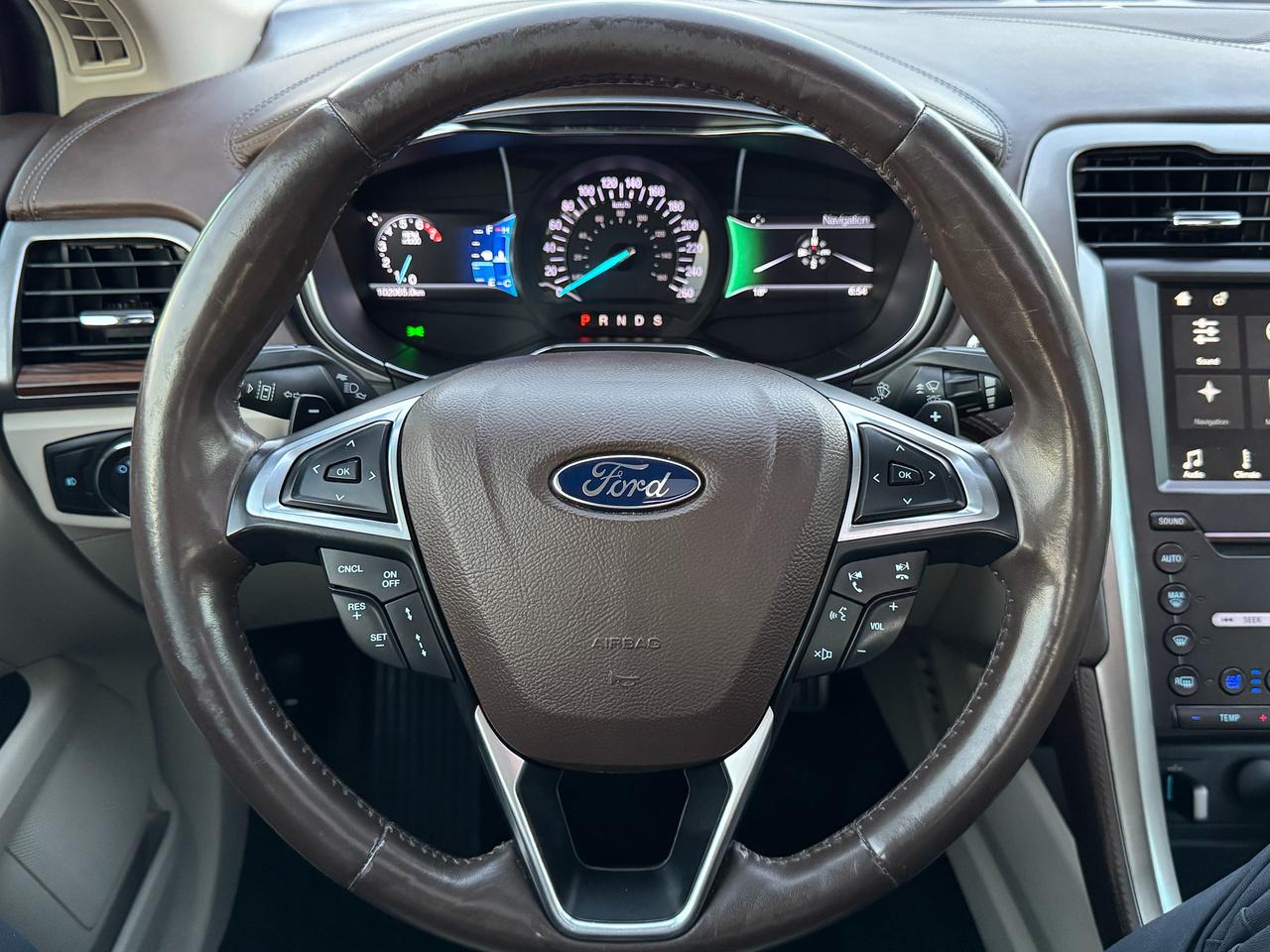 2018 Ford Fusion Platinum AWD+CLEAN CARFAX+FULLY LOADED! Photo