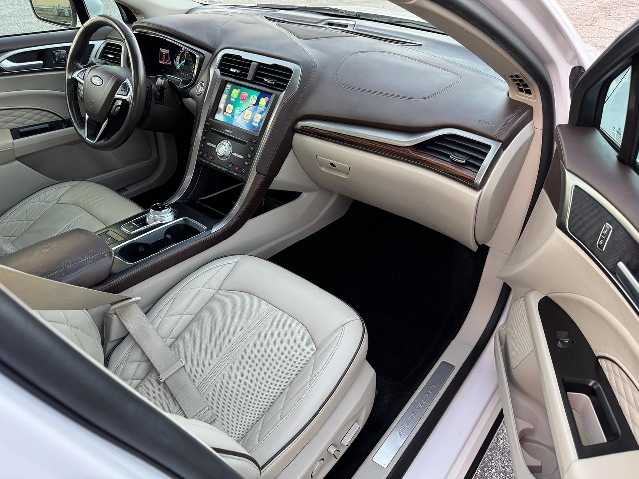 2018 Ford Fusion Platinum AWD+CLEAN CARFAX+FULLY LOADED! Photo