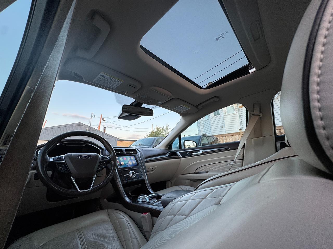 2018 Ford Fusion Platinum AWD+CLEAN CARFAX+FULLY LOADED! Photo