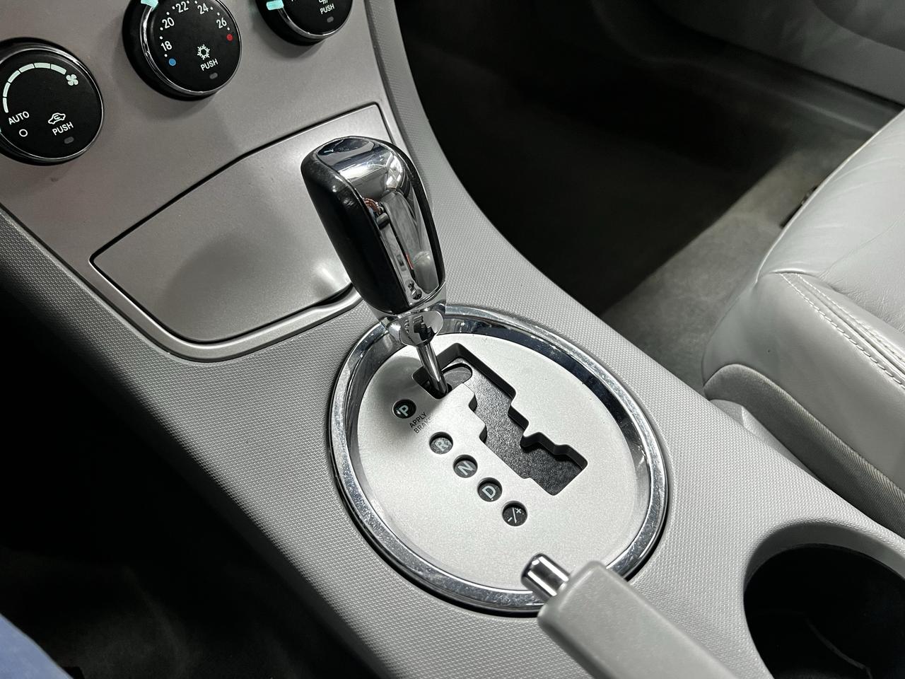 2008 Chrysler Sebring LIMITED HARD TOP Convertible Photo