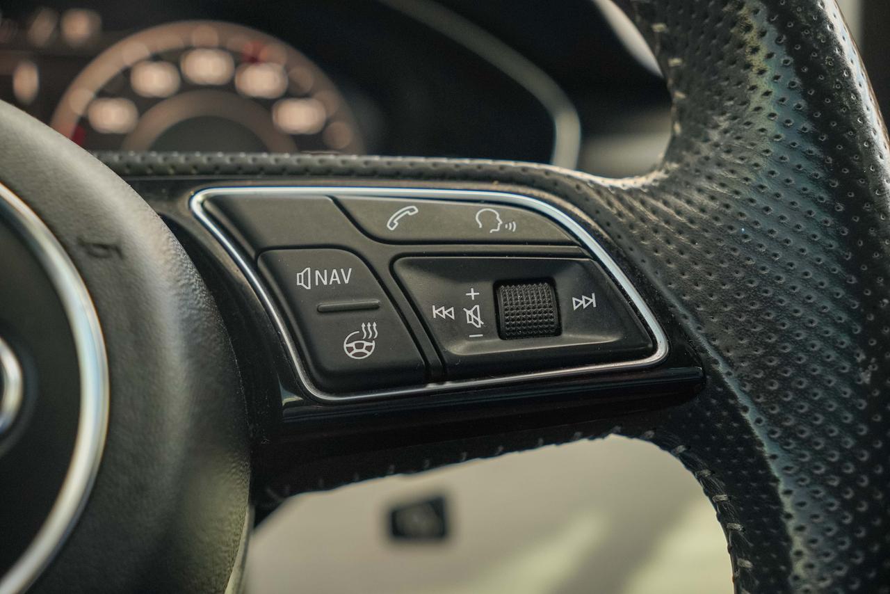 2018 Audi A4 2.0T quattro Prestige Photo