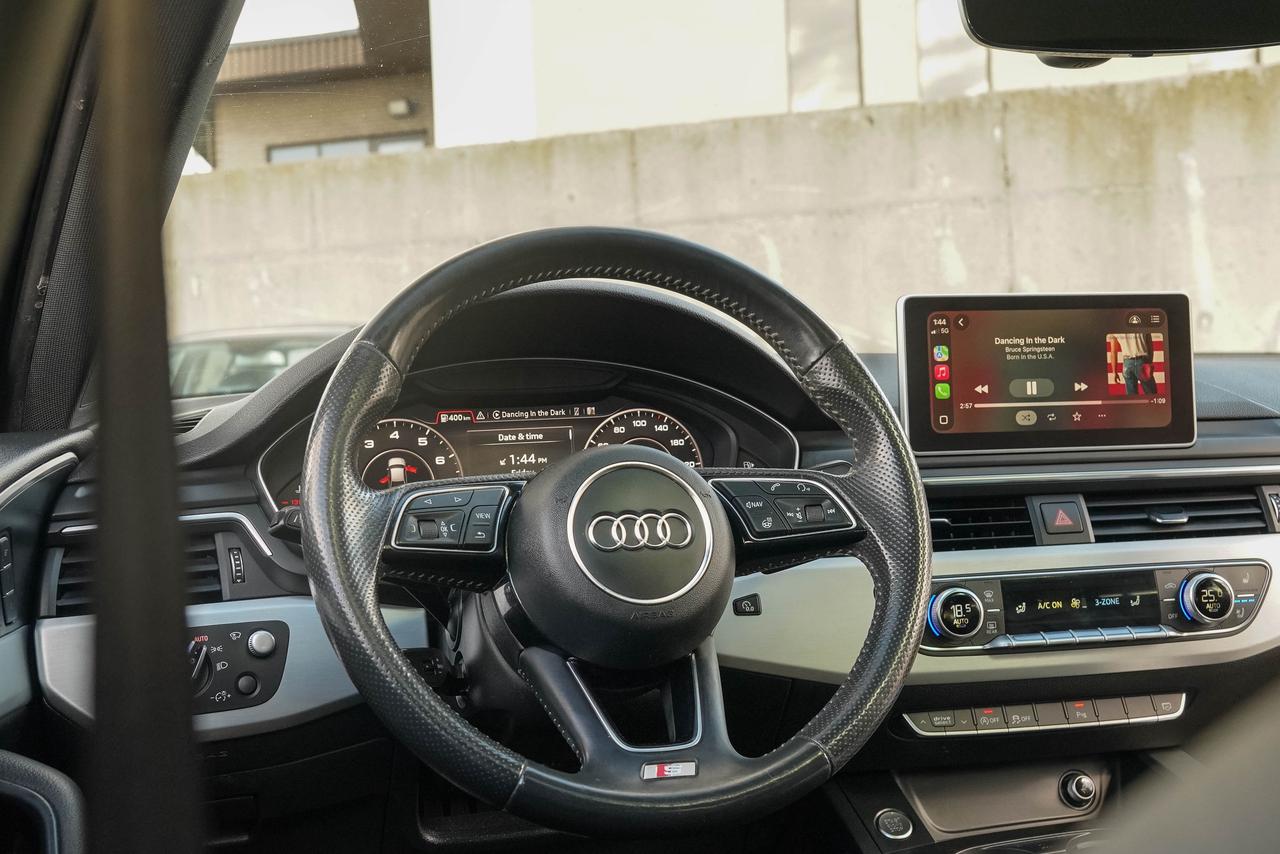 2018 Audi A4 2.0T quattro Prestige Photo
