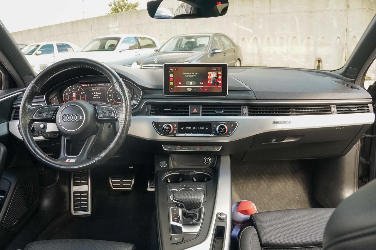 2018 Audi A4 2.0T quattro Prestige Photo