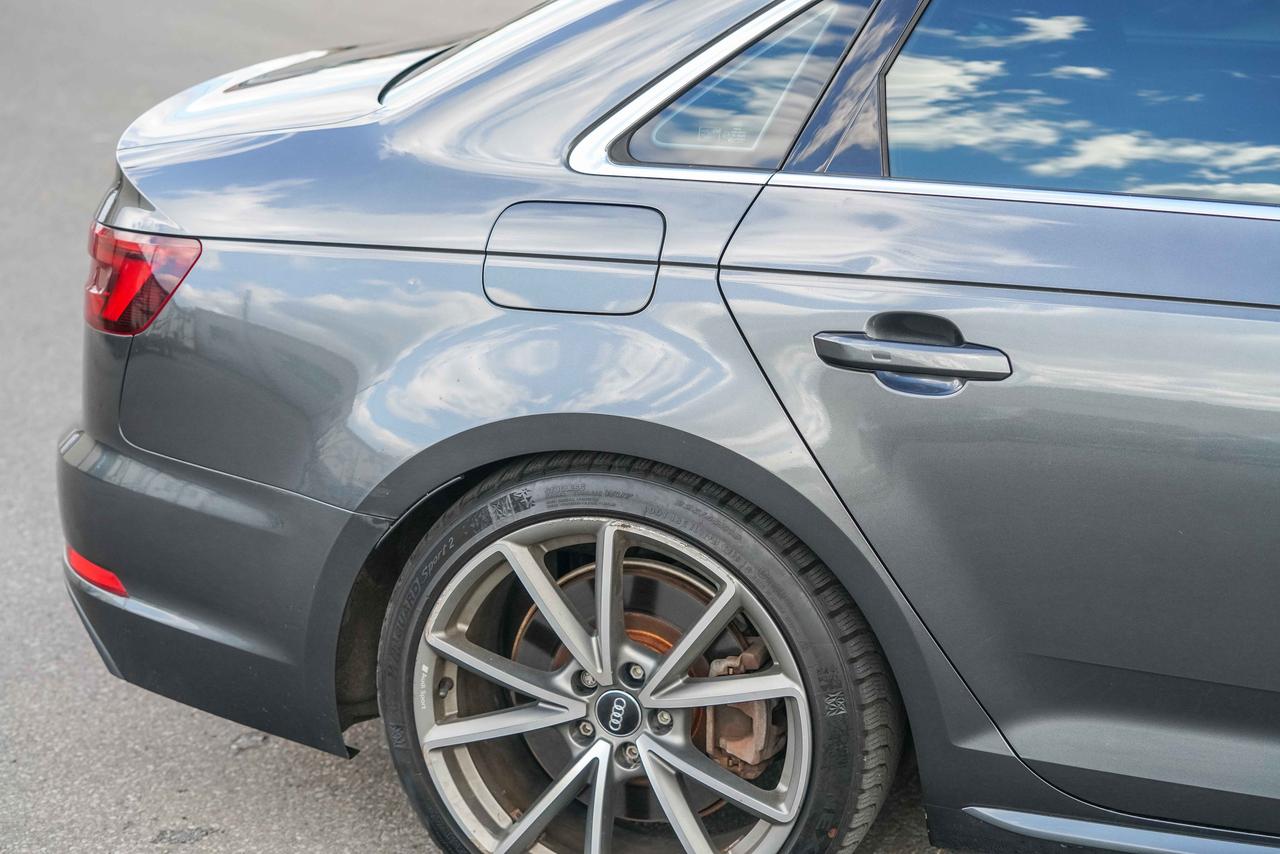 2018 Audi A4 2.0T quattro Prestige Photo