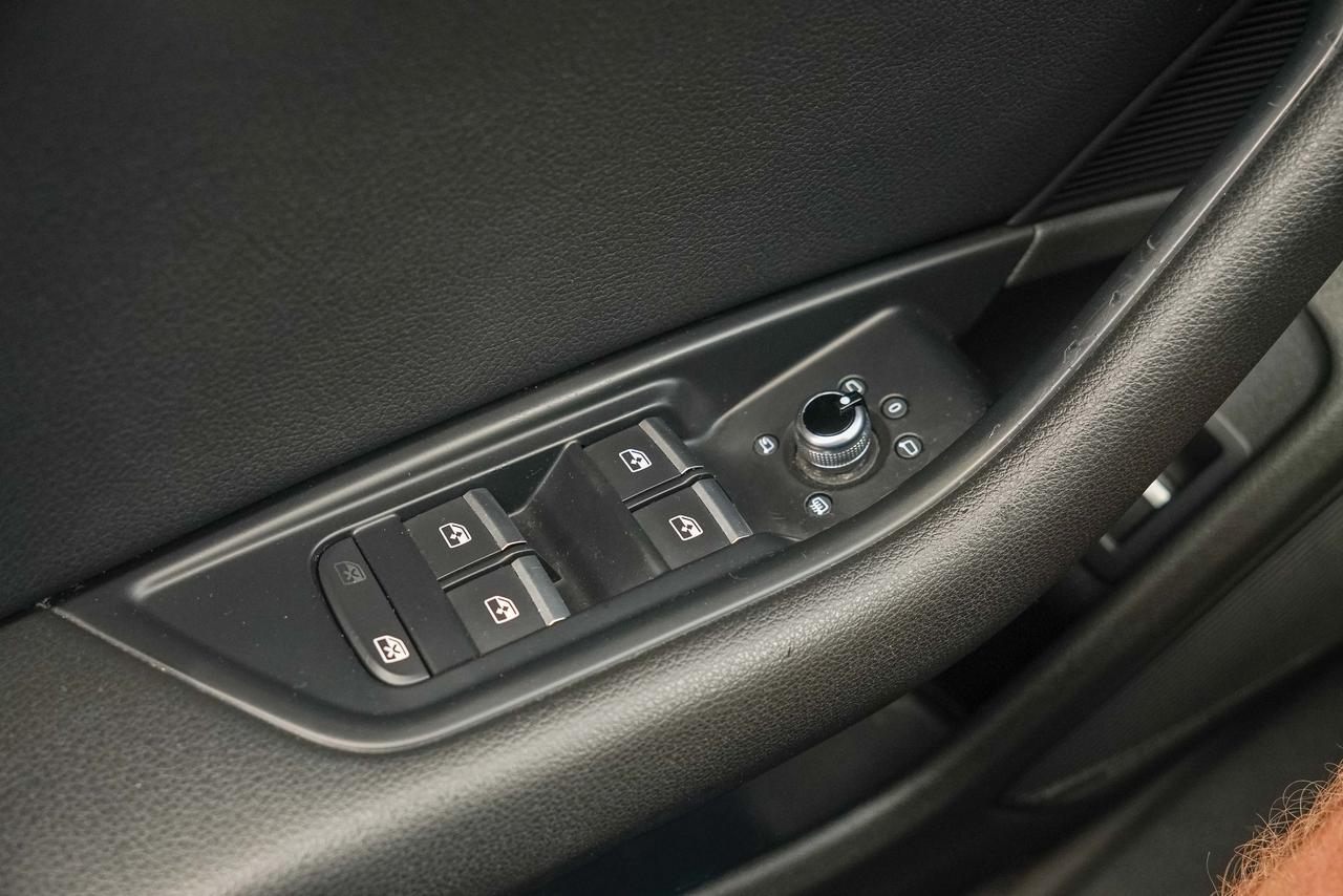 2018 Audi A4 2.0T quattro Prestige Photo
