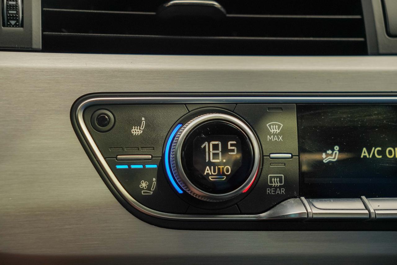 2018 Audi A4 2.0T quattro Prestige Photo