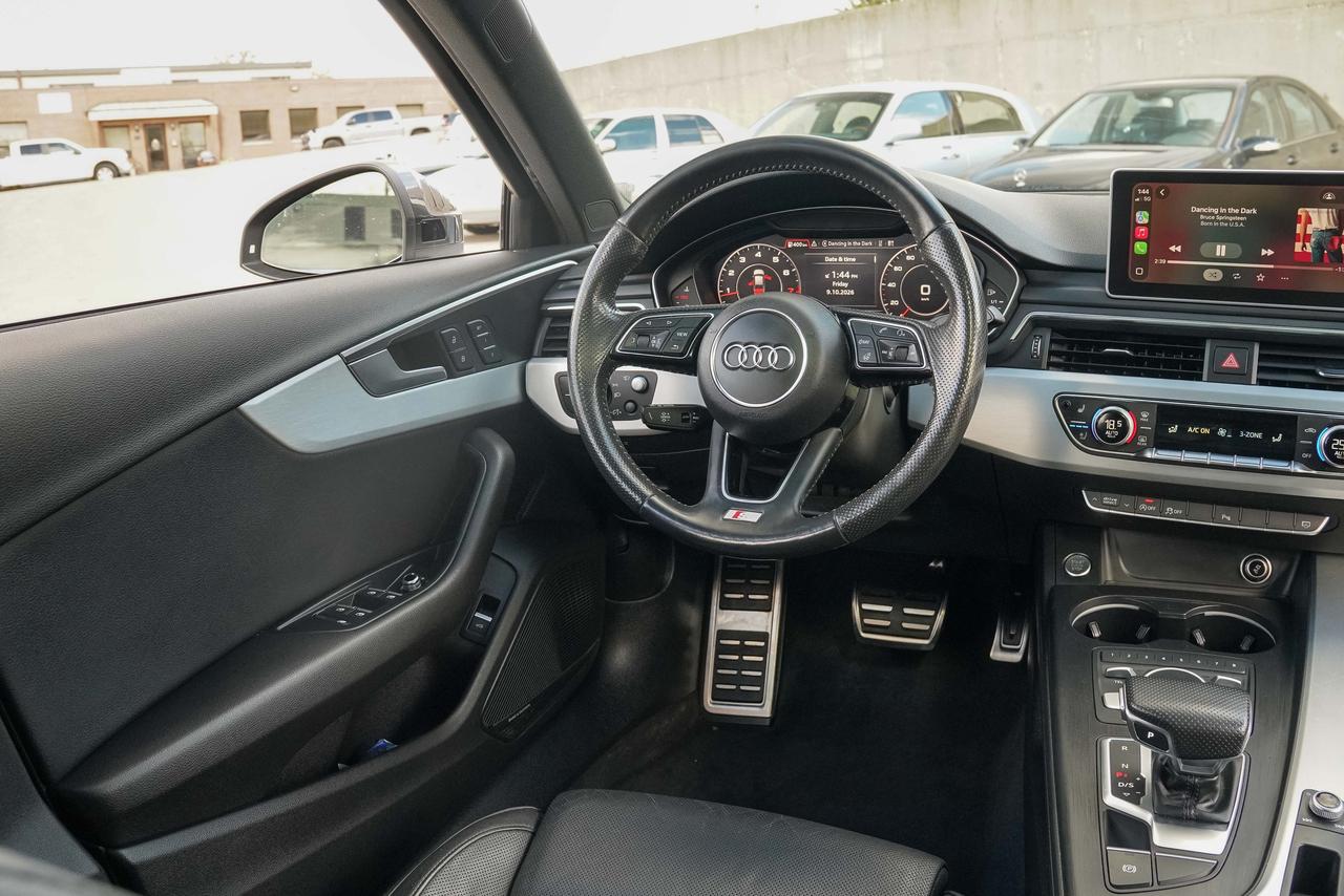 2018 Audi A4 2.0T quattro Prestige Photo