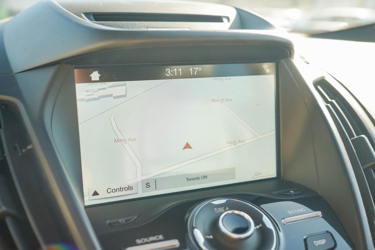 2017 Ford Escape Titanium AWD Photo