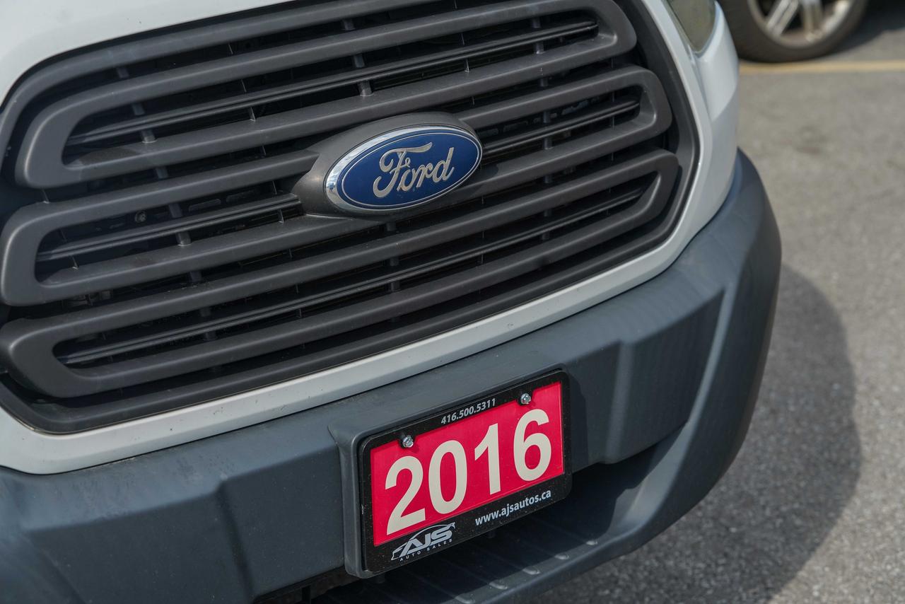 2016 Ford Transit T-150 Photo