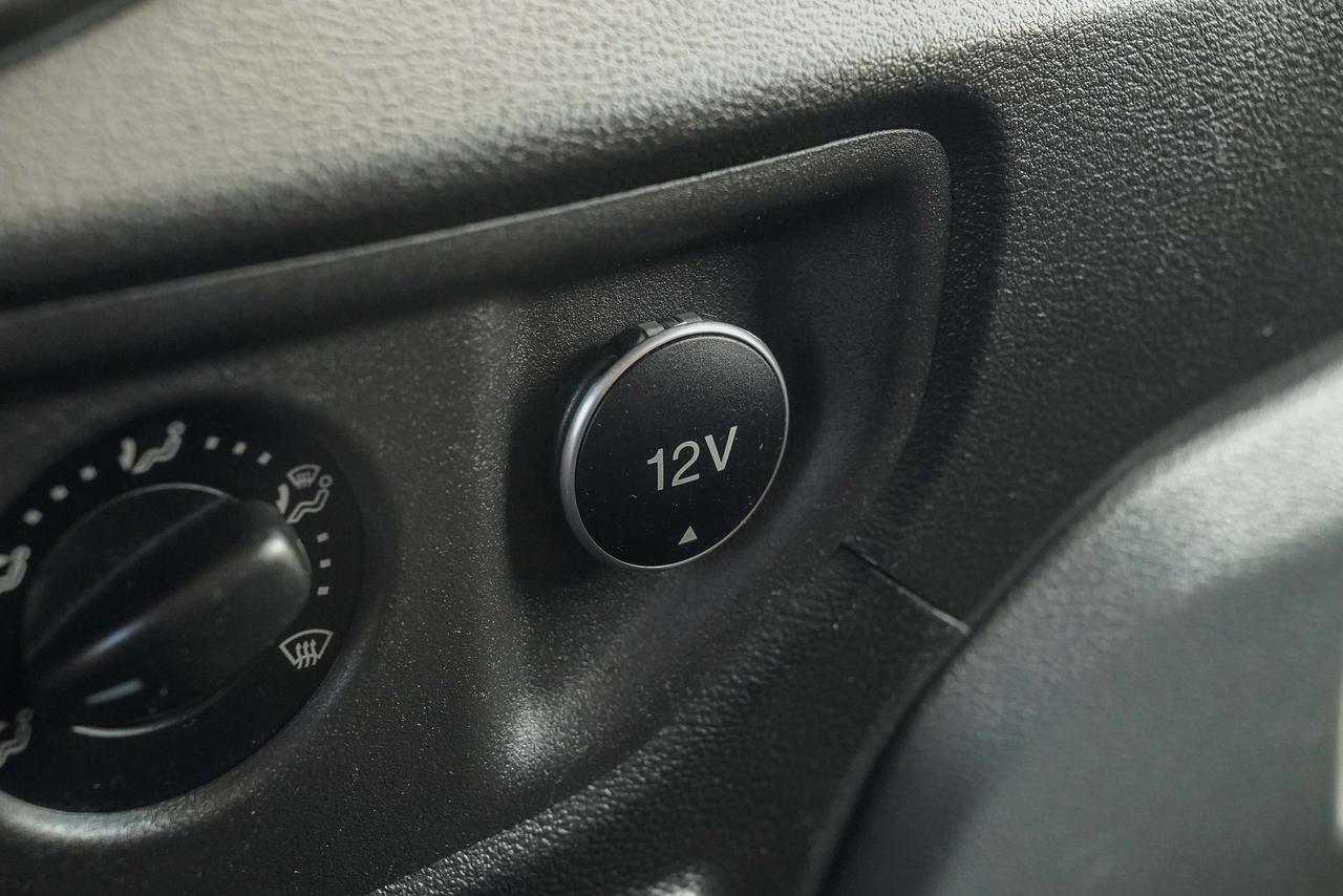 2016 Ford Transit T-150 Photo