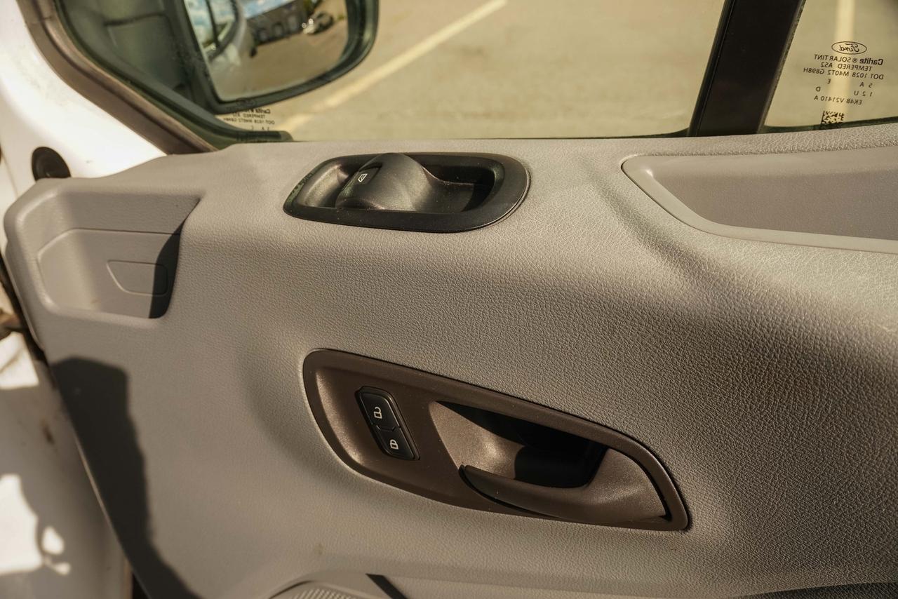 2016 Ford Transit T-150 Photo