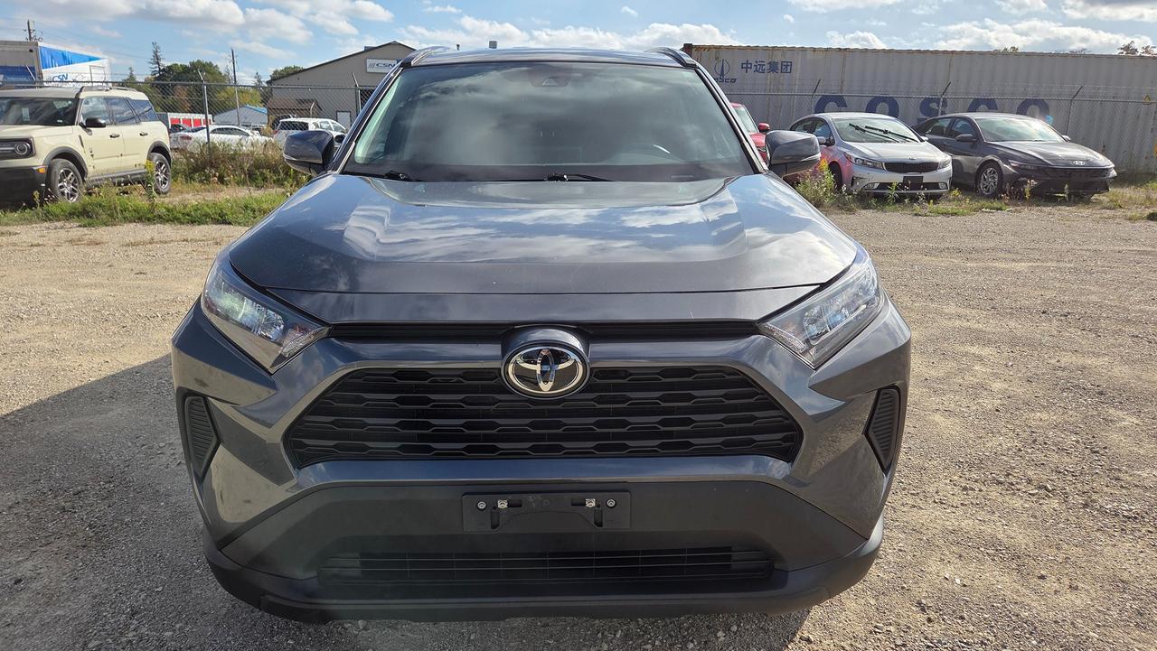 2021 Toyota RAV4 LE Photo