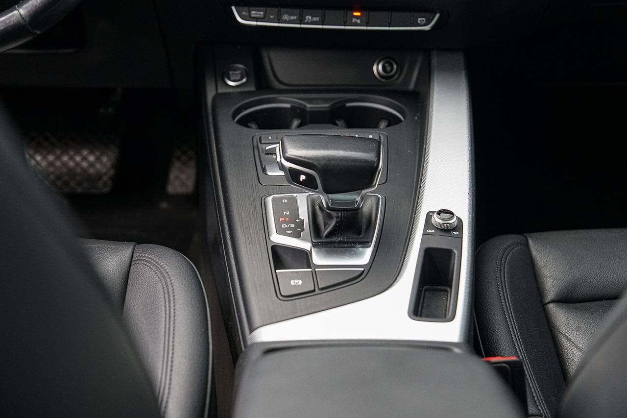 2017 Audi A4 Technik QUATTRO|NAVI|CAM|SUNROOF|LDW| Photo