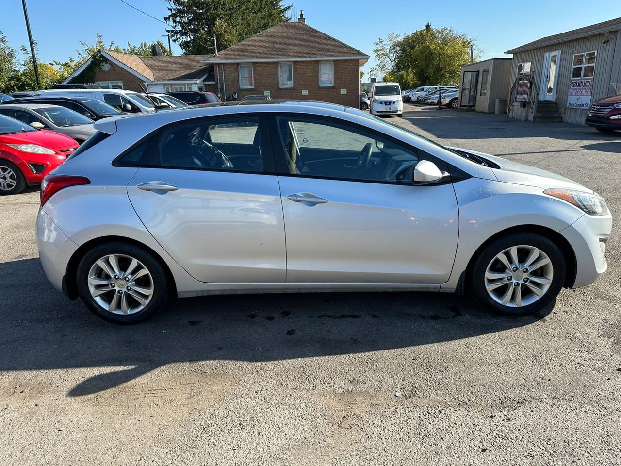 2013 Hyundai Elantra GT GLS, HATCH, AUTO, GREAT ON FUEL, CERTIFIED Photo