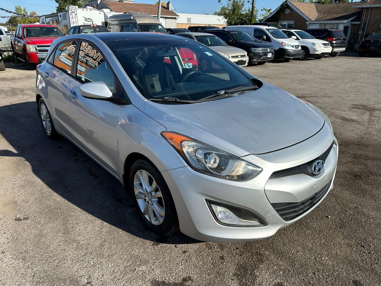 2013 Hyundai Elantra GT GLS, HATCH, AUTO, GREAT ON FUEL, CERTIFIED Photo