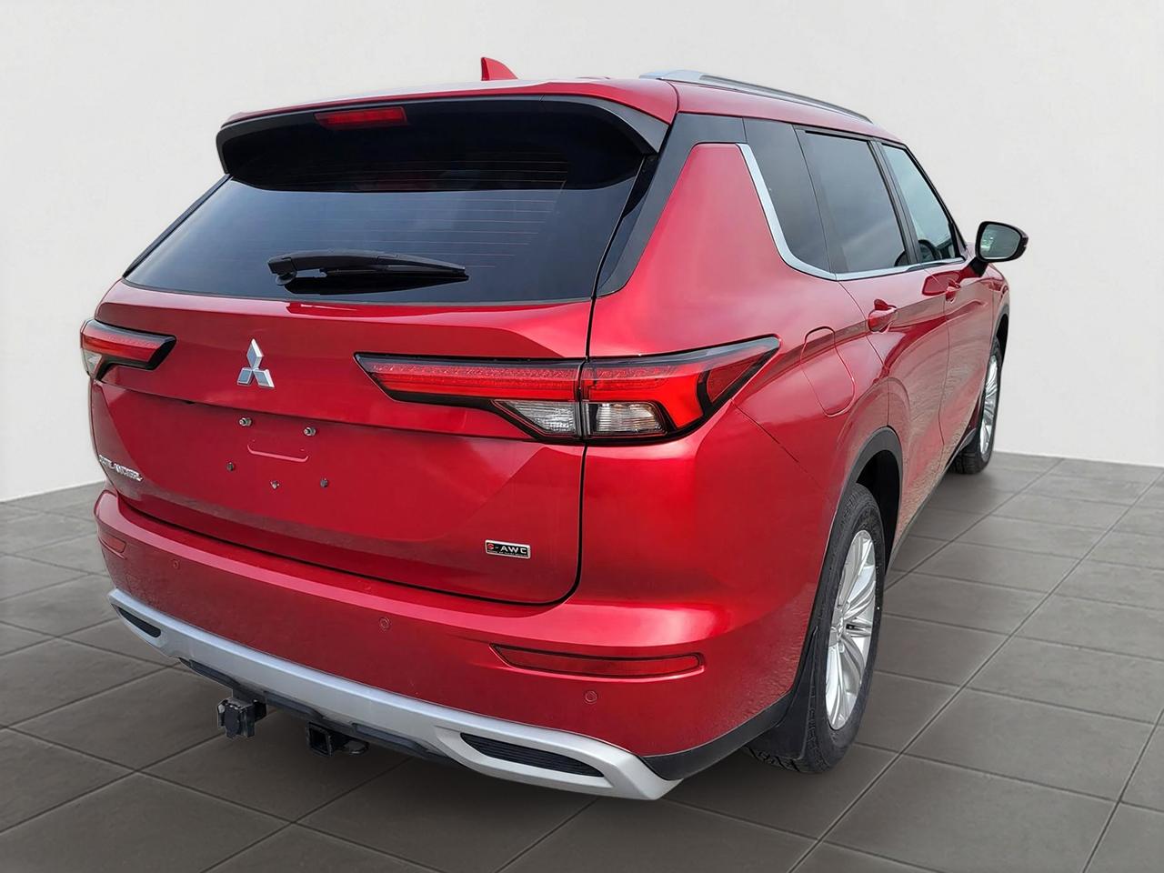 2024 Mitsubishi Outlander SE S-AWC Photo4