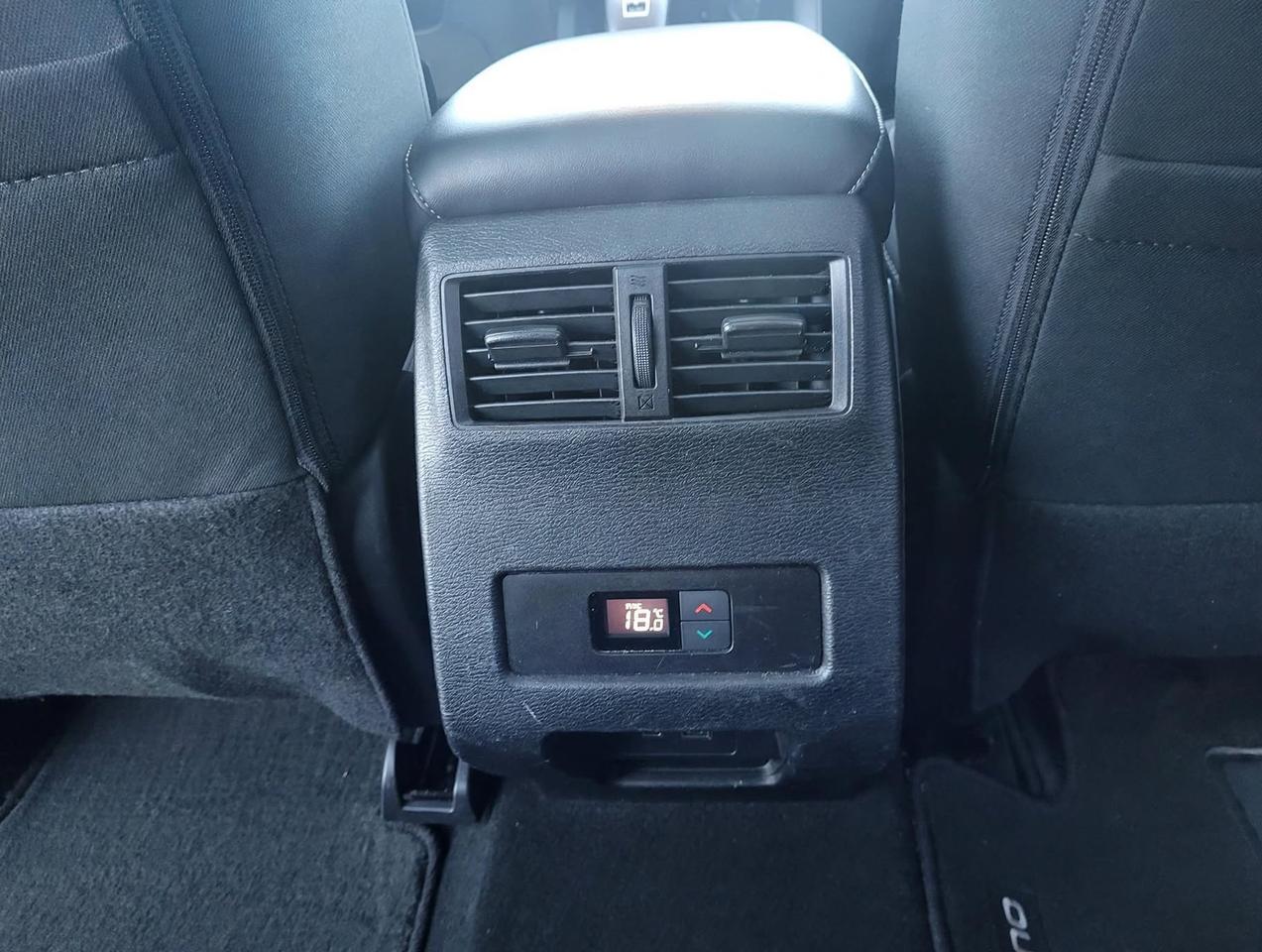 2024 Mitsubishi Outlander SE S-AWC Photo