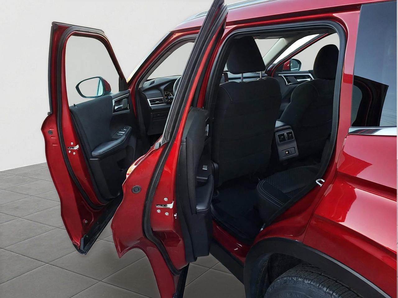 2024 Mitsubishi Outlander SE S-AWC Photo