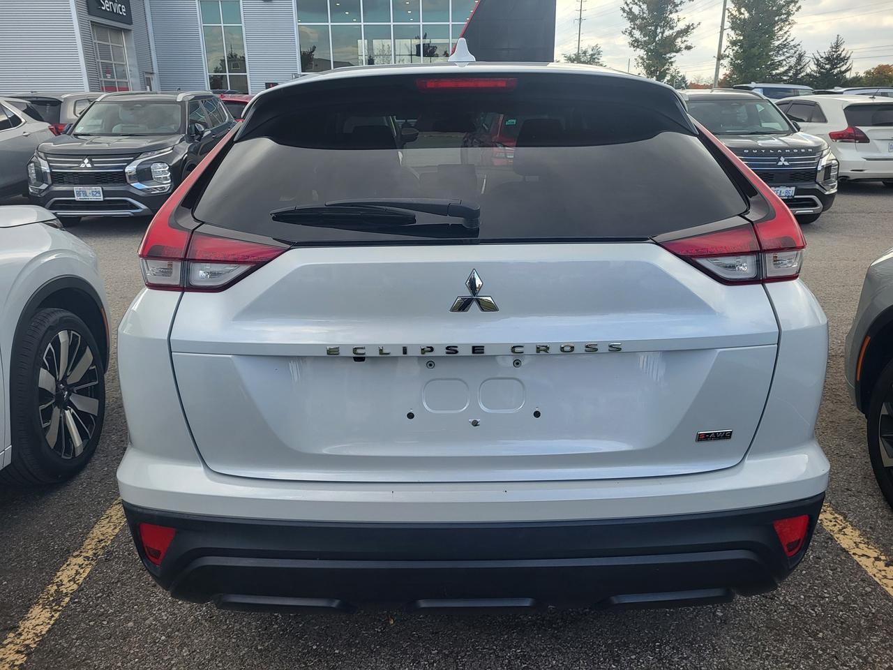 2022 Mitsubishi Eclipse Cross ES Photo