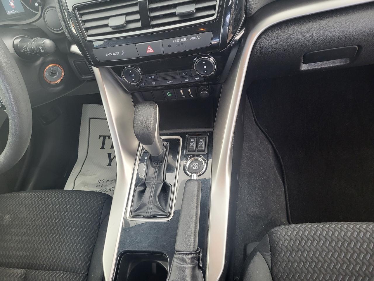 2022 Mitsubishi Eclipse Cross ES Photo