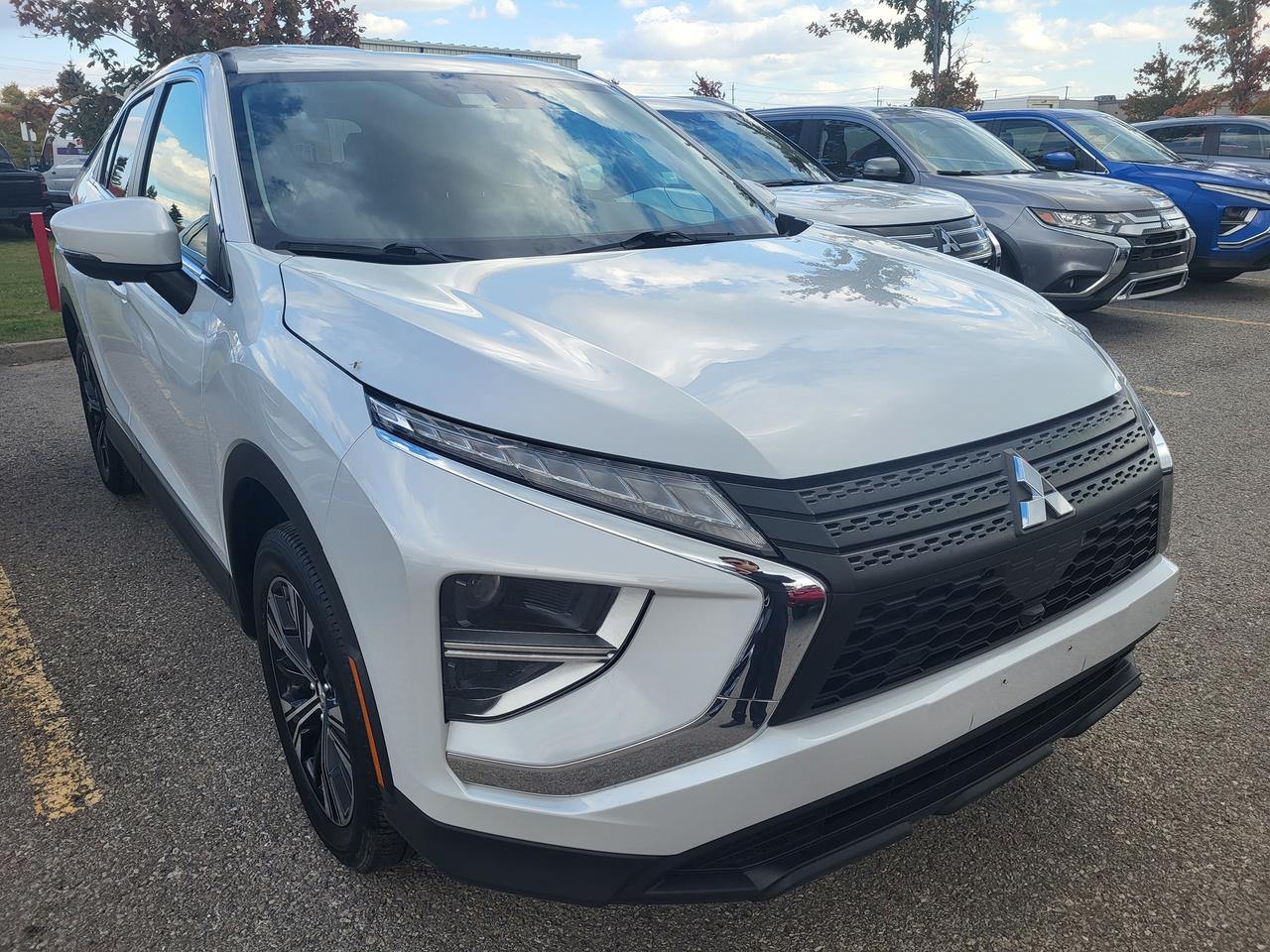 2022 Mitsubishi Eclipse Cross ES Photo