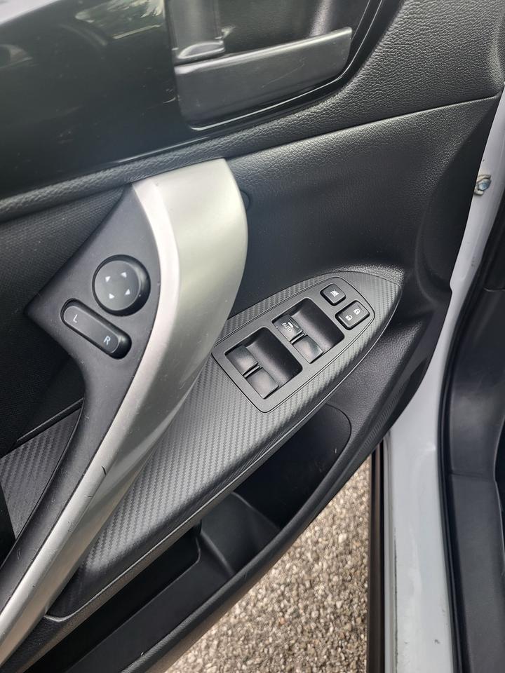 2022 Mitsubishi Eclipse Cross ES Photo