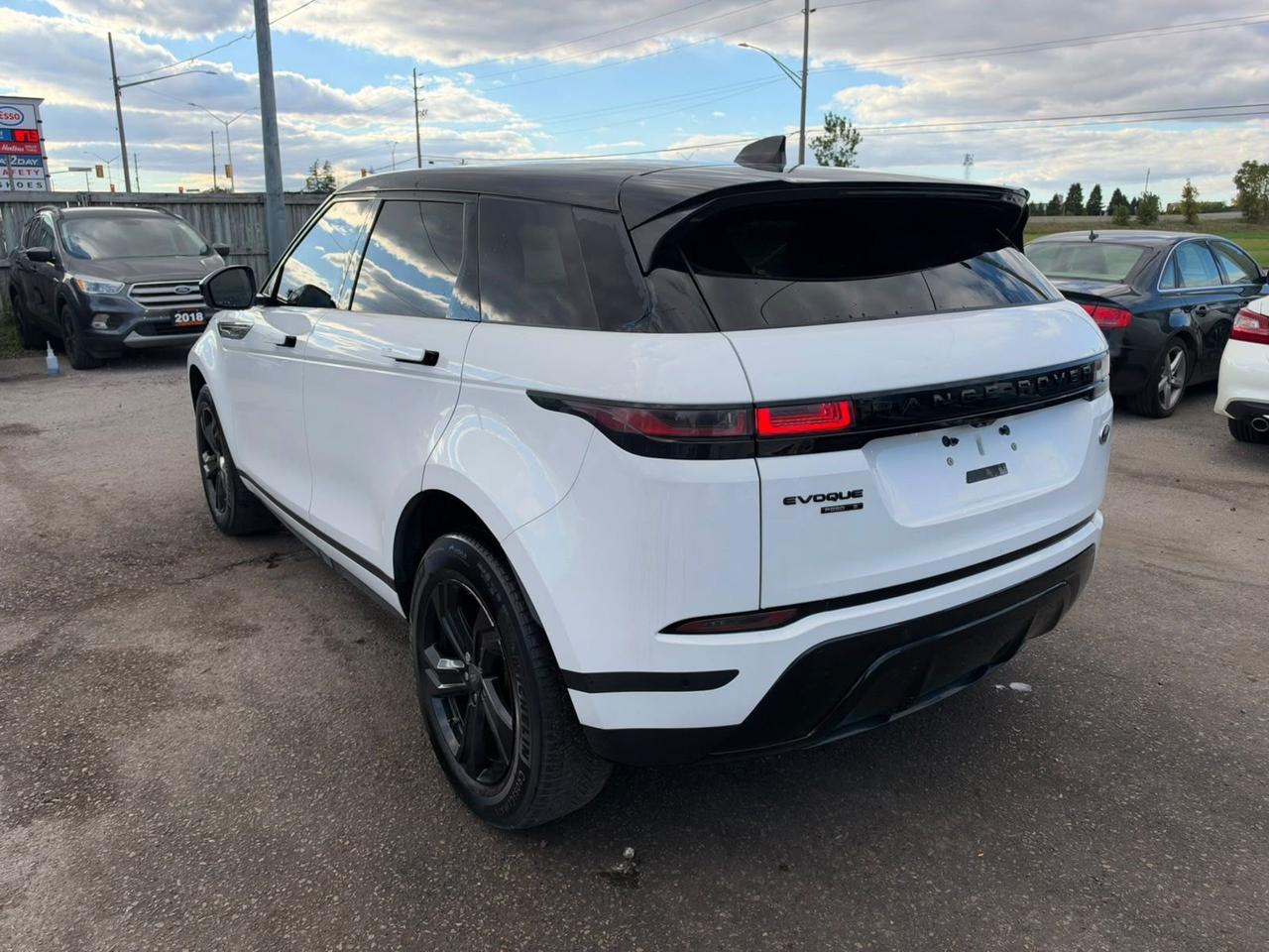 2020 Land Rover Range Rover Evoque P250 S, LOADED, 152KMS, 4 CYLINDER, AWD, CERTIFIED Photo2