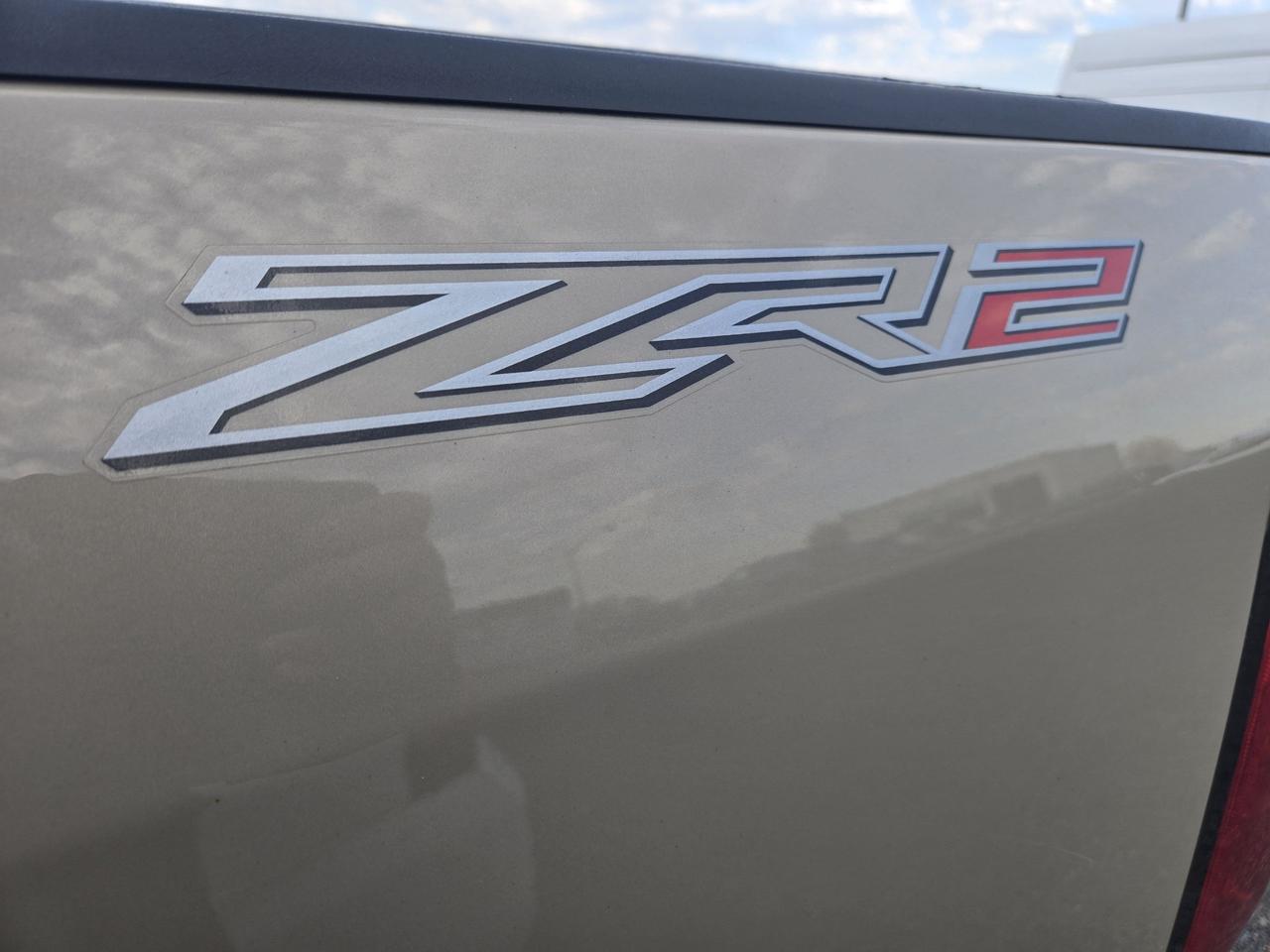 2021 Chevrolet Colorado 4WD ZR2 Photo