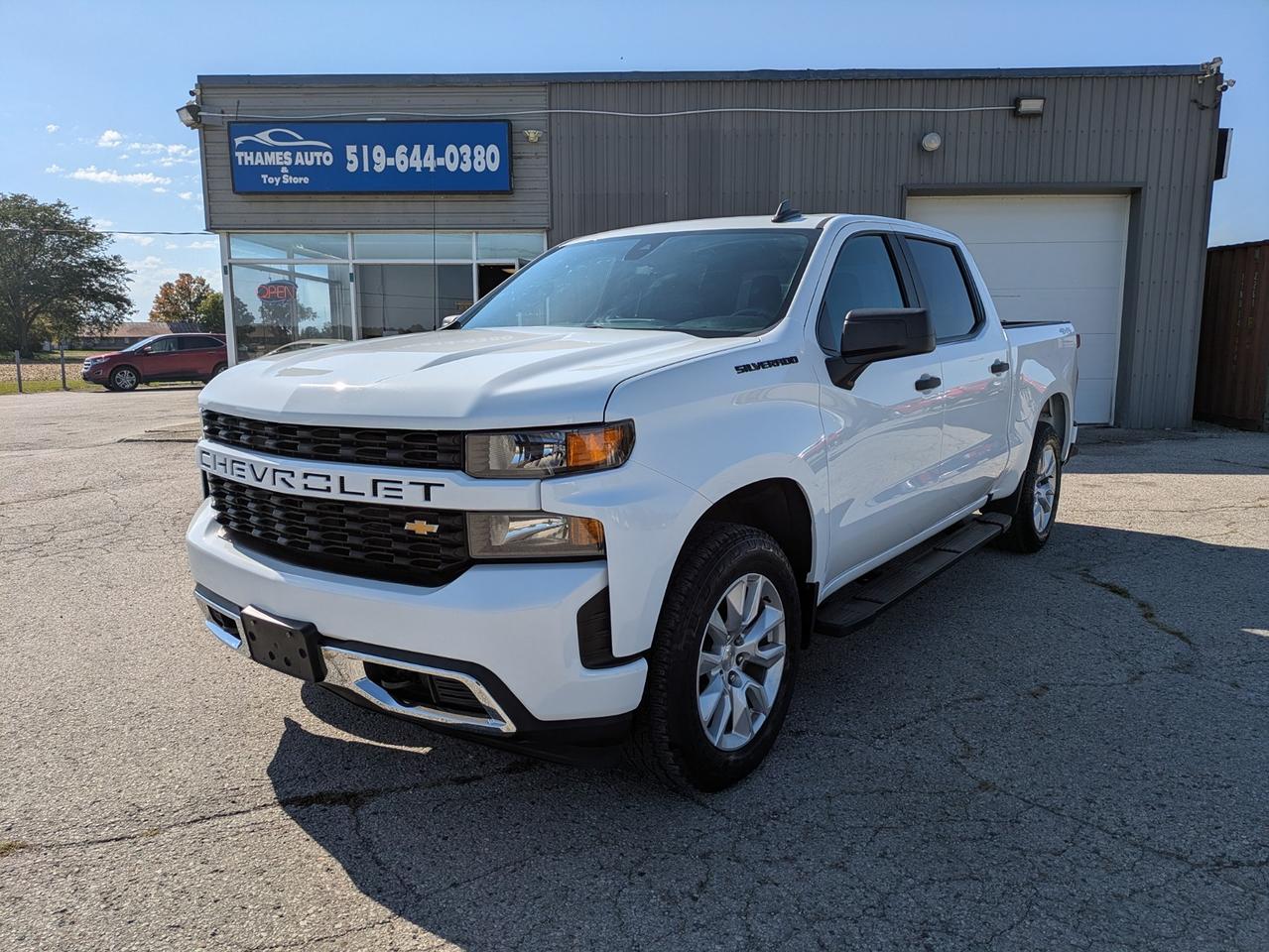 2021 Chevrolet Silverado 1500 Custom 4X4 Photo0