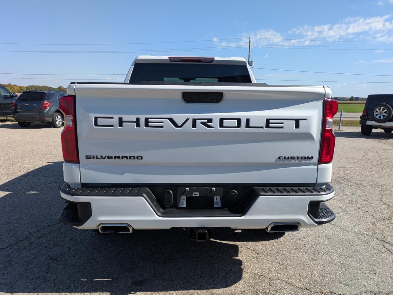 2021 Chevrolet Silverado 1500 Custom 4X4 Photo3