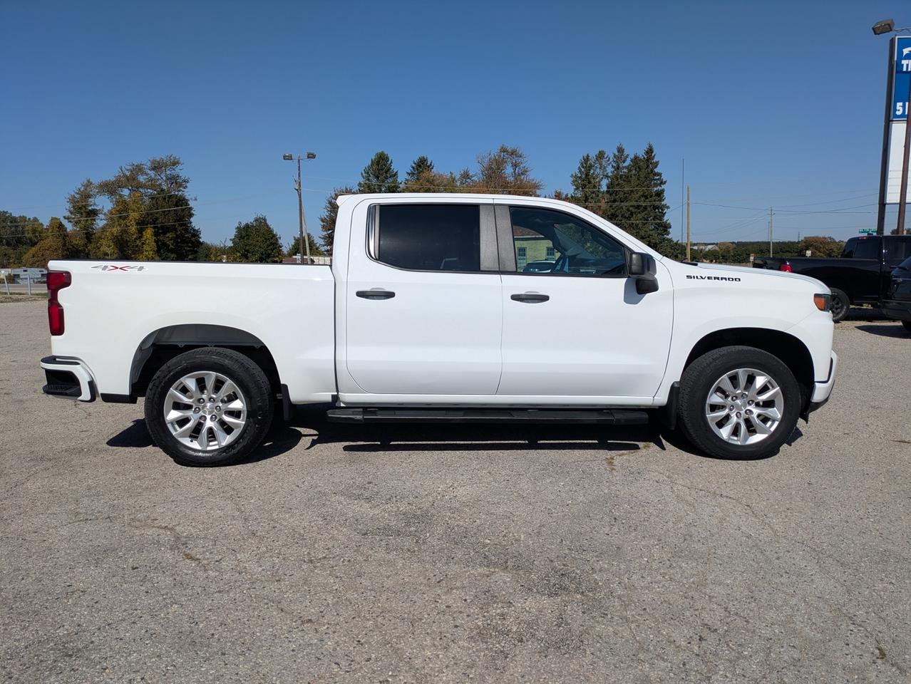 2021 Chevrolet Silverado 1500 Custom 4X4 Photo