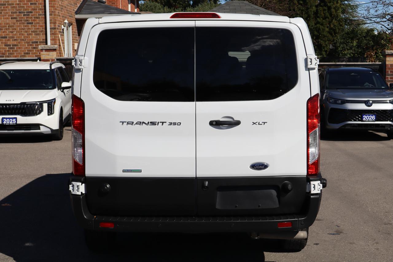 2024 Ford Transit T-350 148" Low Roof XLT RWD Photo4