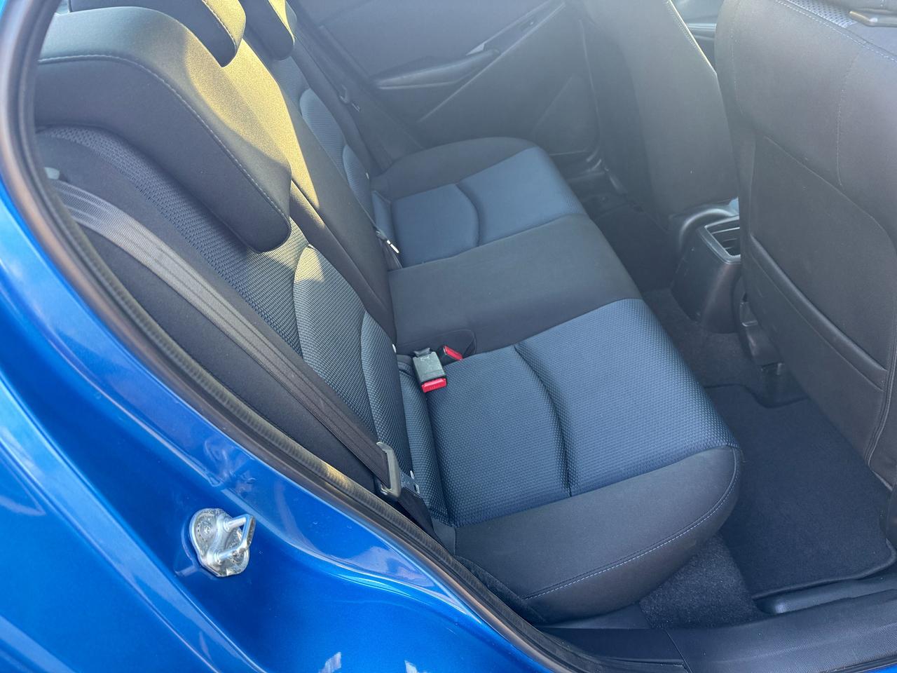 2016 Toyota Yaris 4D SEDAN,6SPD.MANUAL,BLUETOOTH,CERTIFIED ! Photo