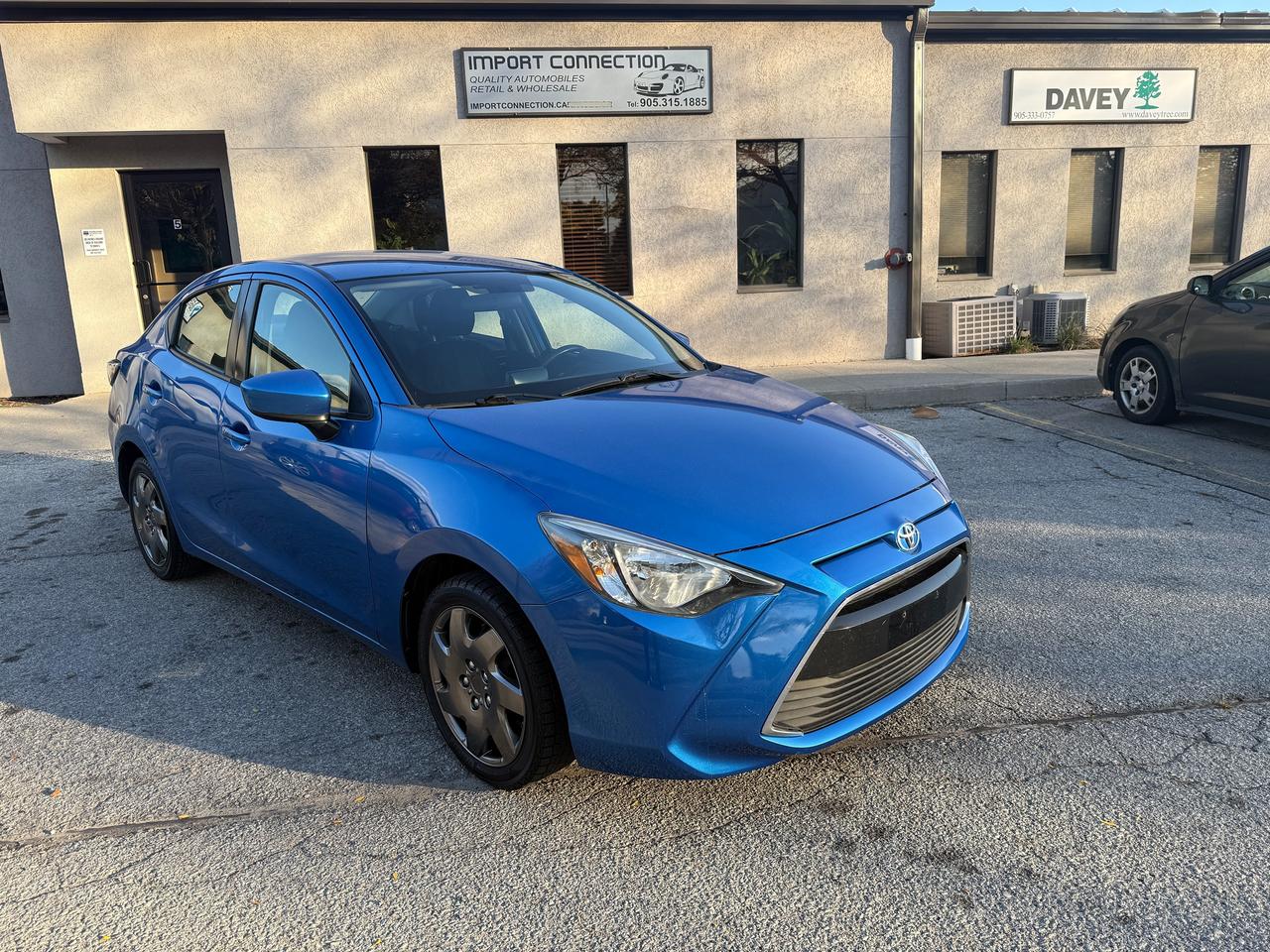 2016 Toyota Yaris 4D SEDAN,6SPD.MANUAL,BLUETOOTH,CERTIFIED ! Photo