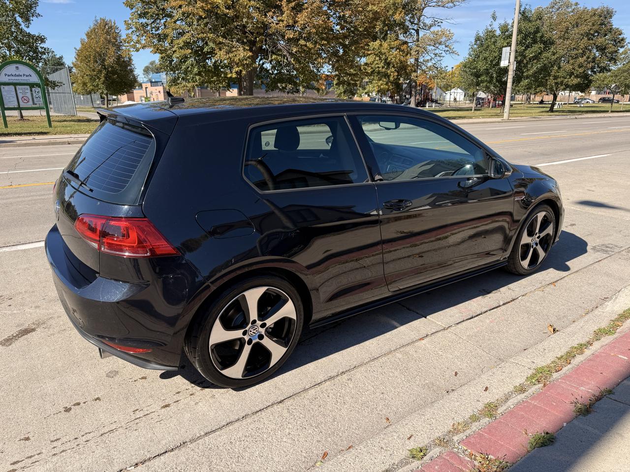 2016 Volkswagen Golf 3dr HB Man Photo