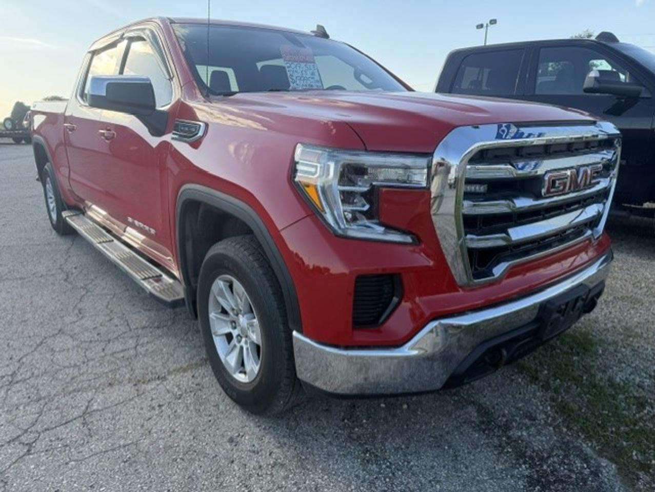 2019 GMC Sierra 1500 4WD Crew Cab 157" SLE Photo